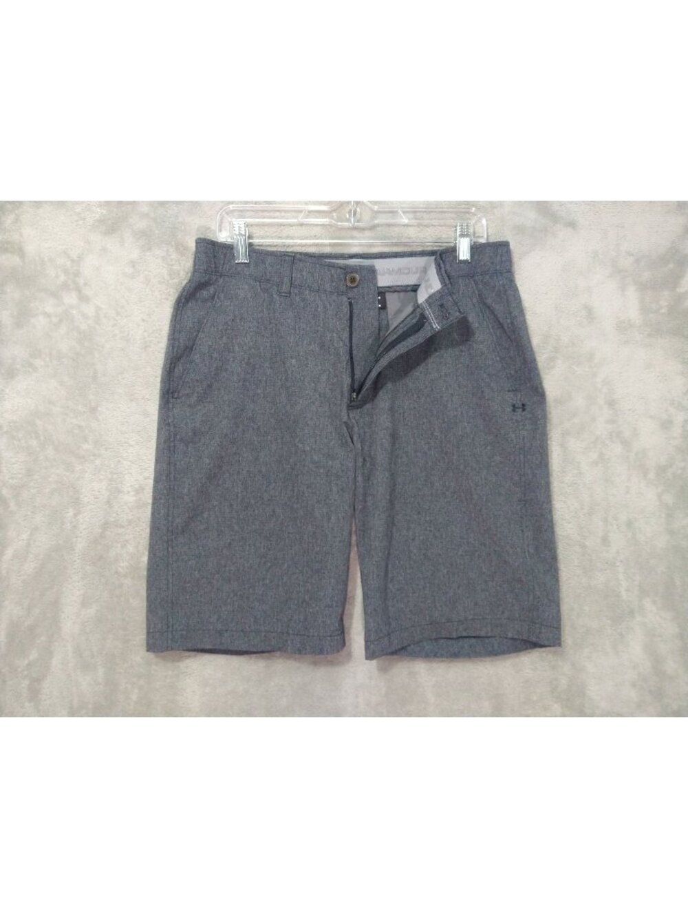 Under Armour Shorts Mens 34 Gray Match Play Golf Loose HeatGear Vented